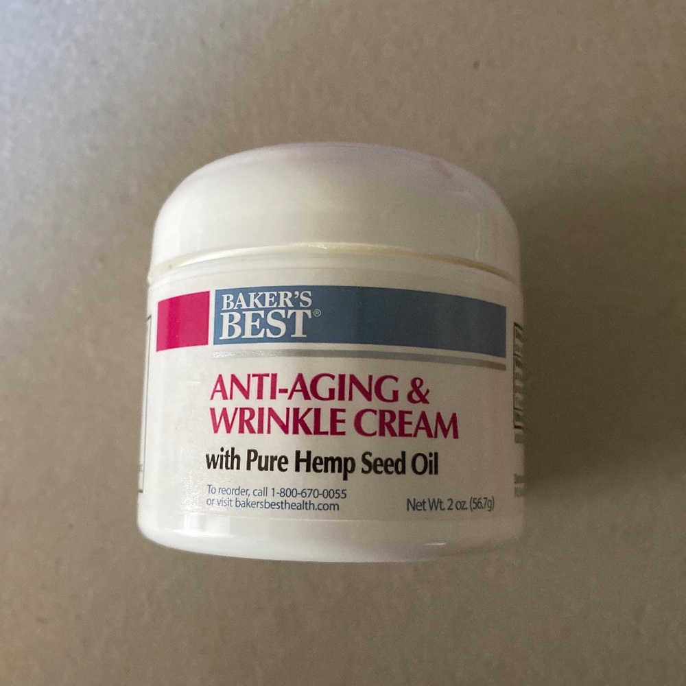 Baker’s Best anti-wrinkle cream with pure hemp seed oil